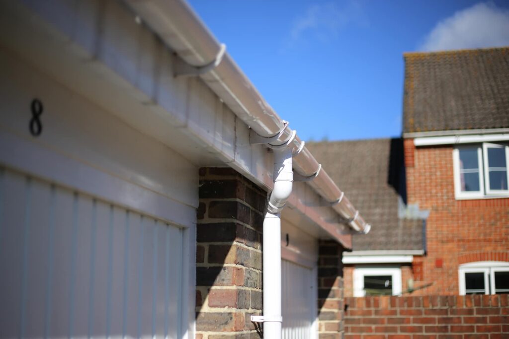 Guttering experts in Fleet